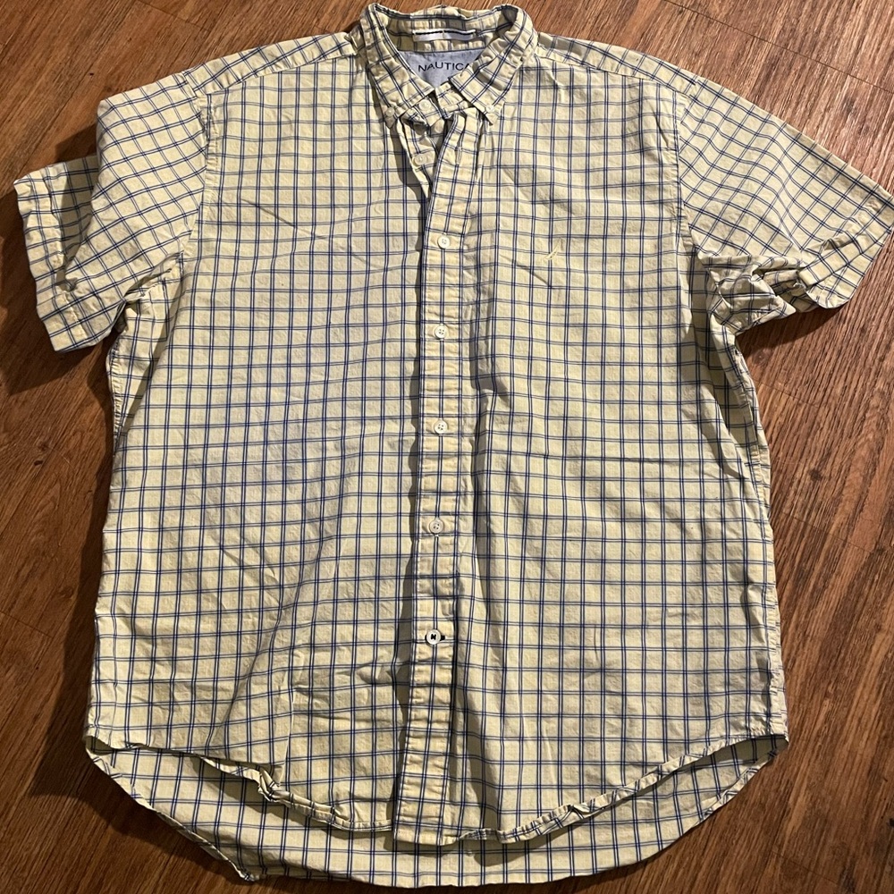 Mens Button Up Shirt size L